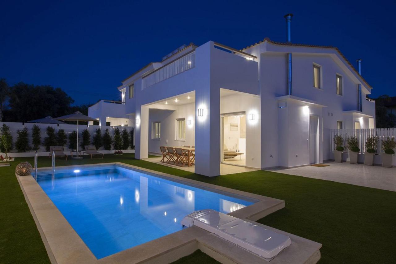 The Quad Luxury Villas Lygia  Bagian luar foto