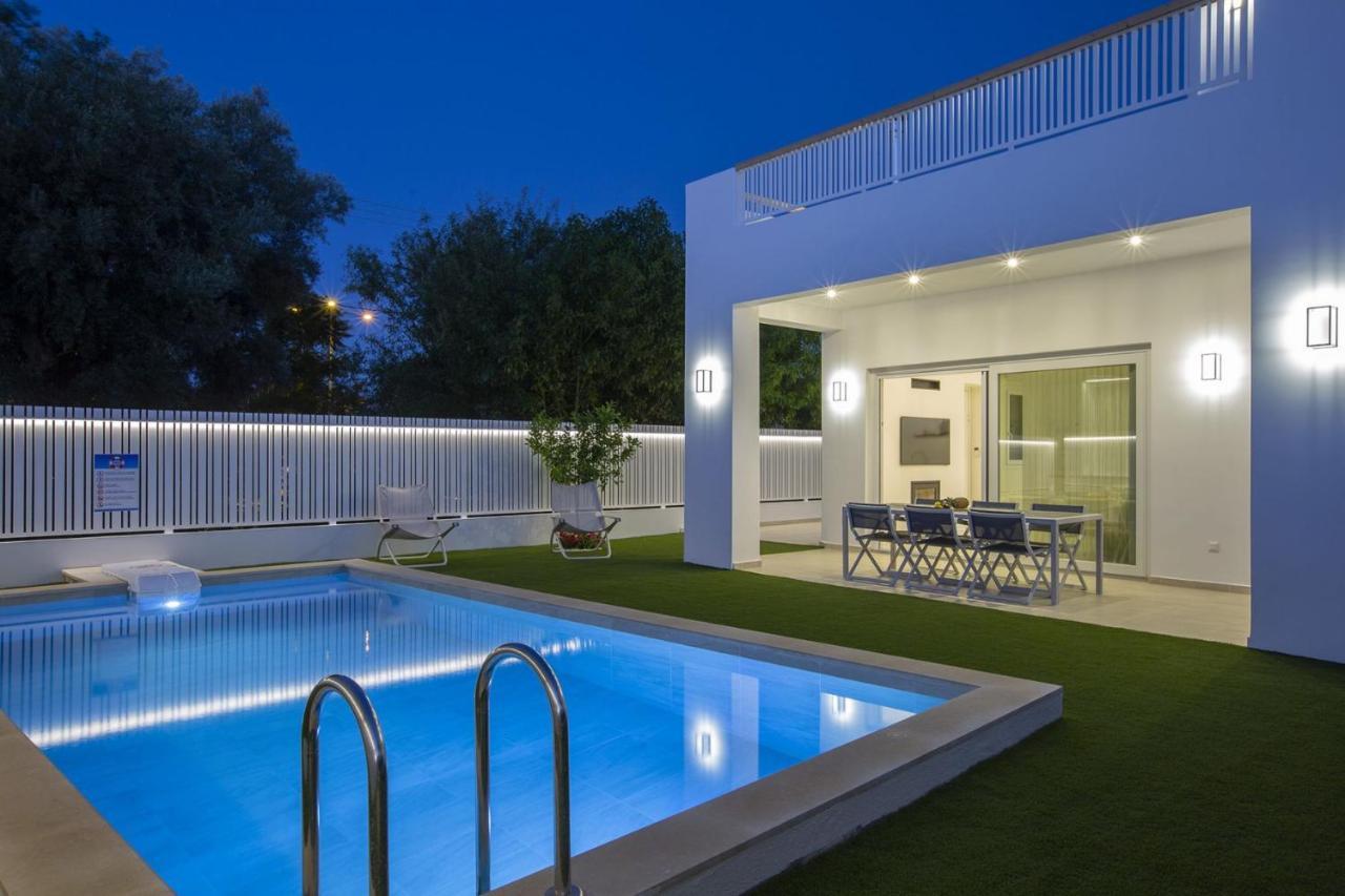 The Quad Luxury Villas Lygia  Bagian luar foto